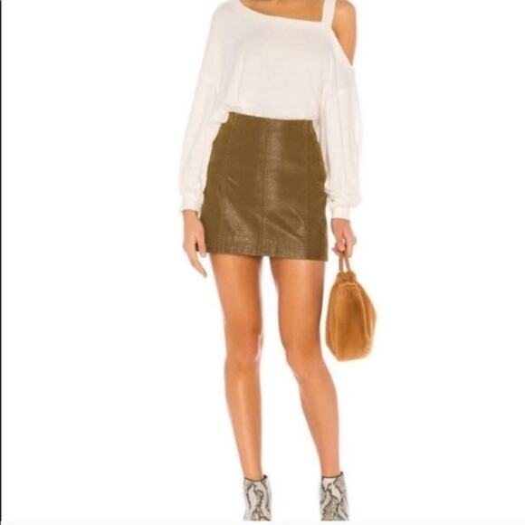 Free People Dresses & Skirts - Free People Modern Femme Vegan Leather Lined Mini Skirt Women's sz 2